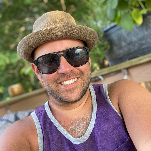 Meet your Posher, Michael - Picture 4 of 7